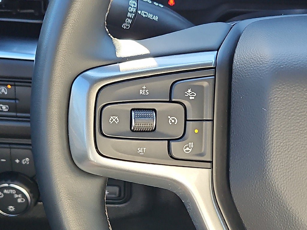 Used 2024 Chevrolet Tahoe Premier AWD/4WD image 22