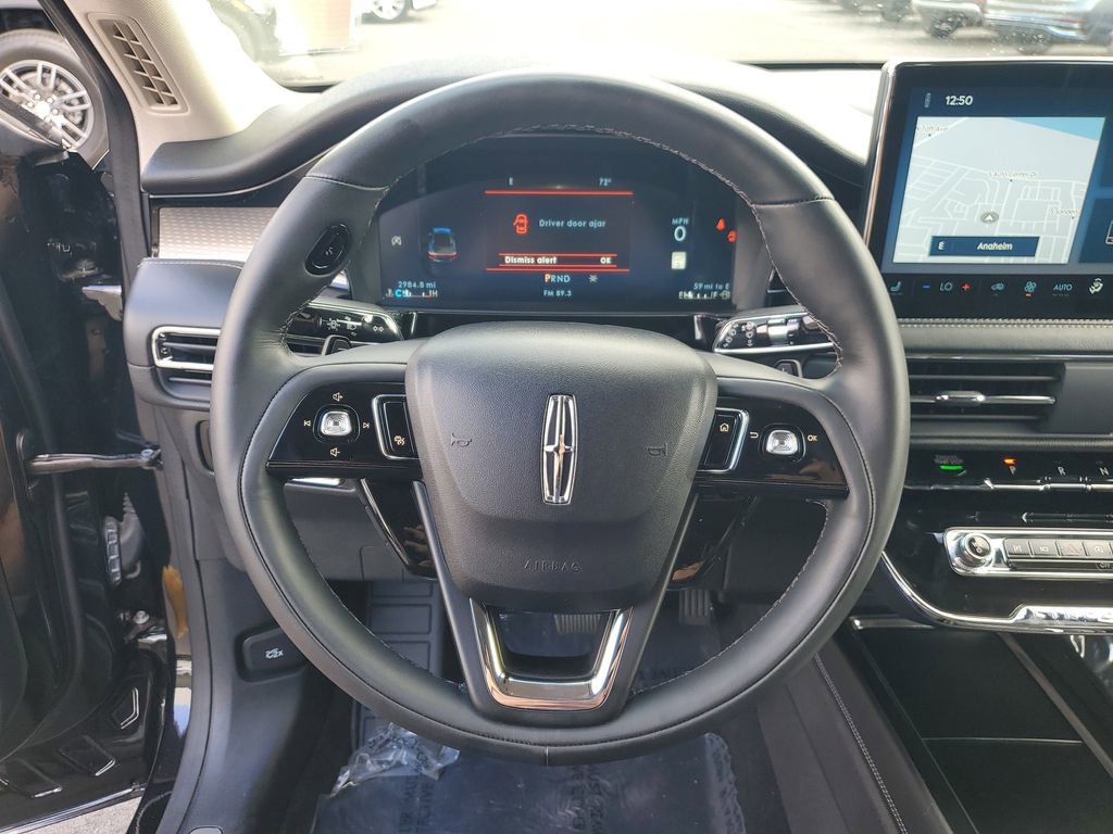 Used 2023 Lincoln Corsair Reserve image 20