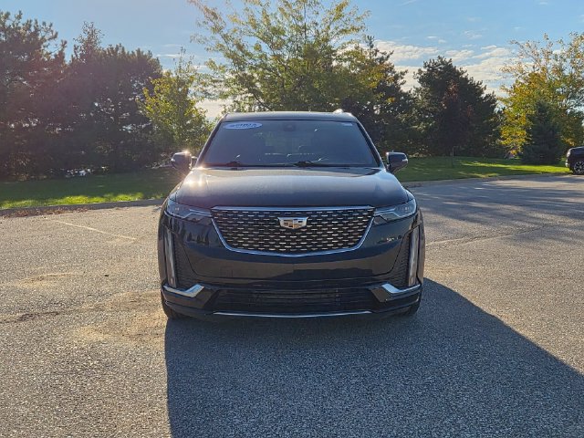 Used 2020 Cadillac XT6 Premium Luxury AWD/4WD image 2