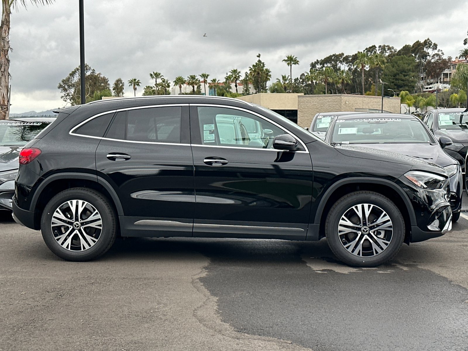 Used 2025 Mercedes-Benz GLA 250 image 2
