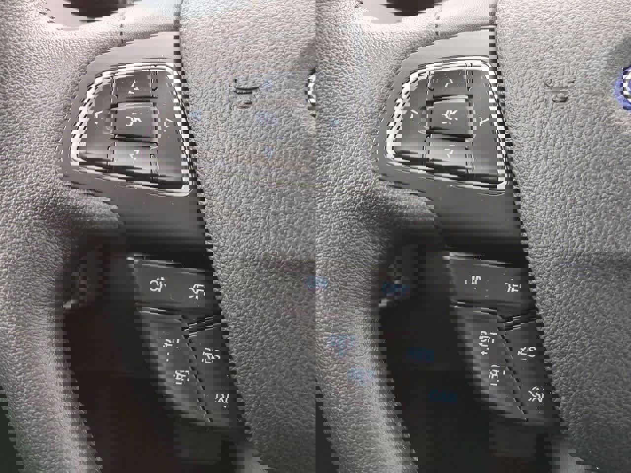 Used 2018 Ford Focus Titanium image 24