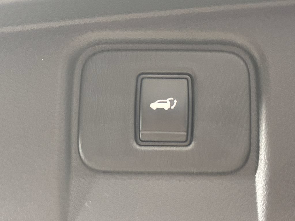 Used 2020 Nissan Murano SL w/ Moonroof Package FWD image 19