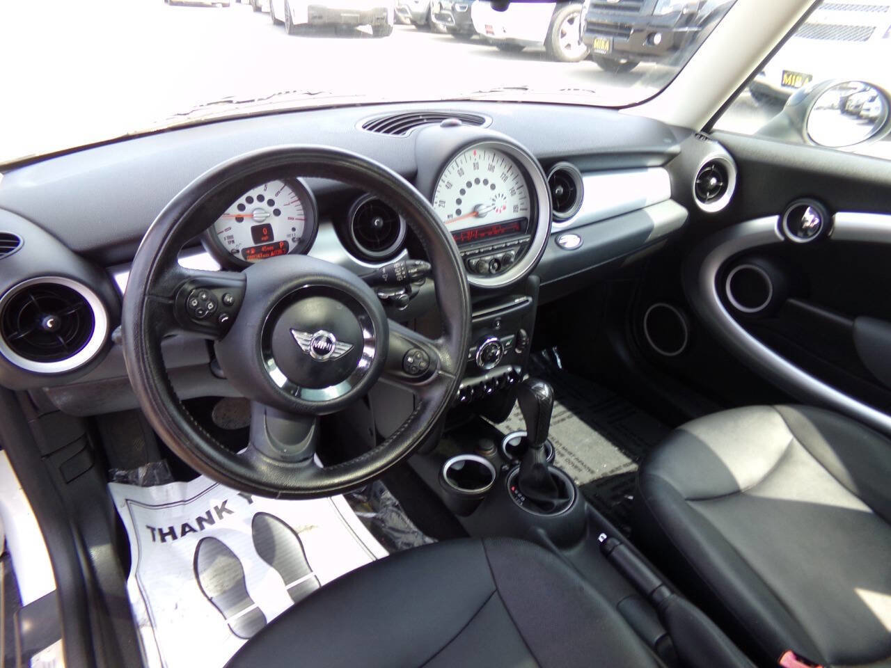 Used 2011 MINI Cooper Hardtop image 9