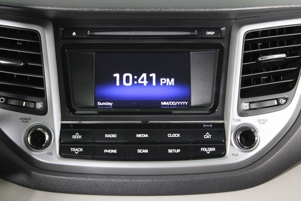 Used 2017 Hyundai Tucson Sport image 7