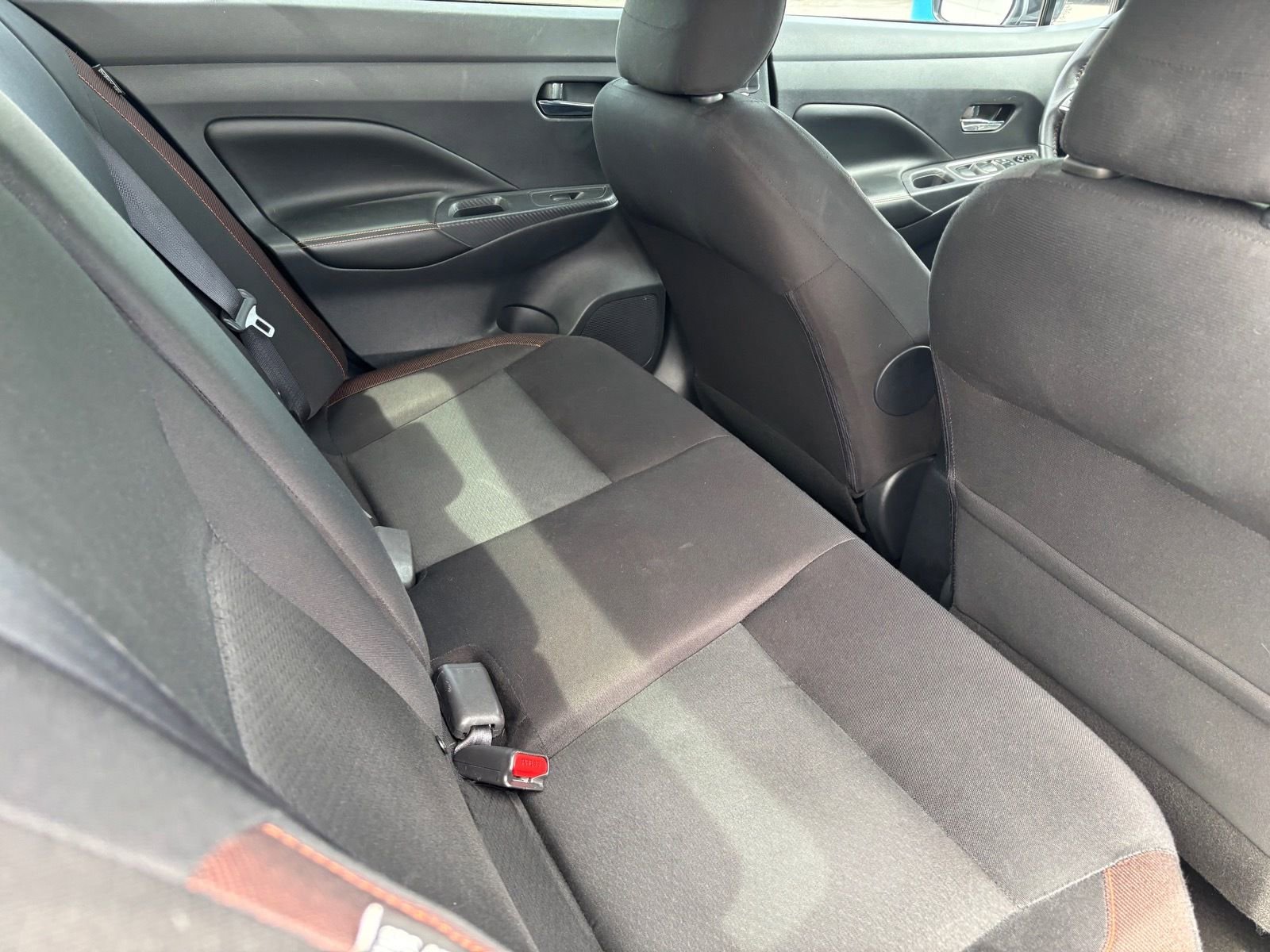 Used 2020 Nissan Versa SR w/ Convenience Package image 16