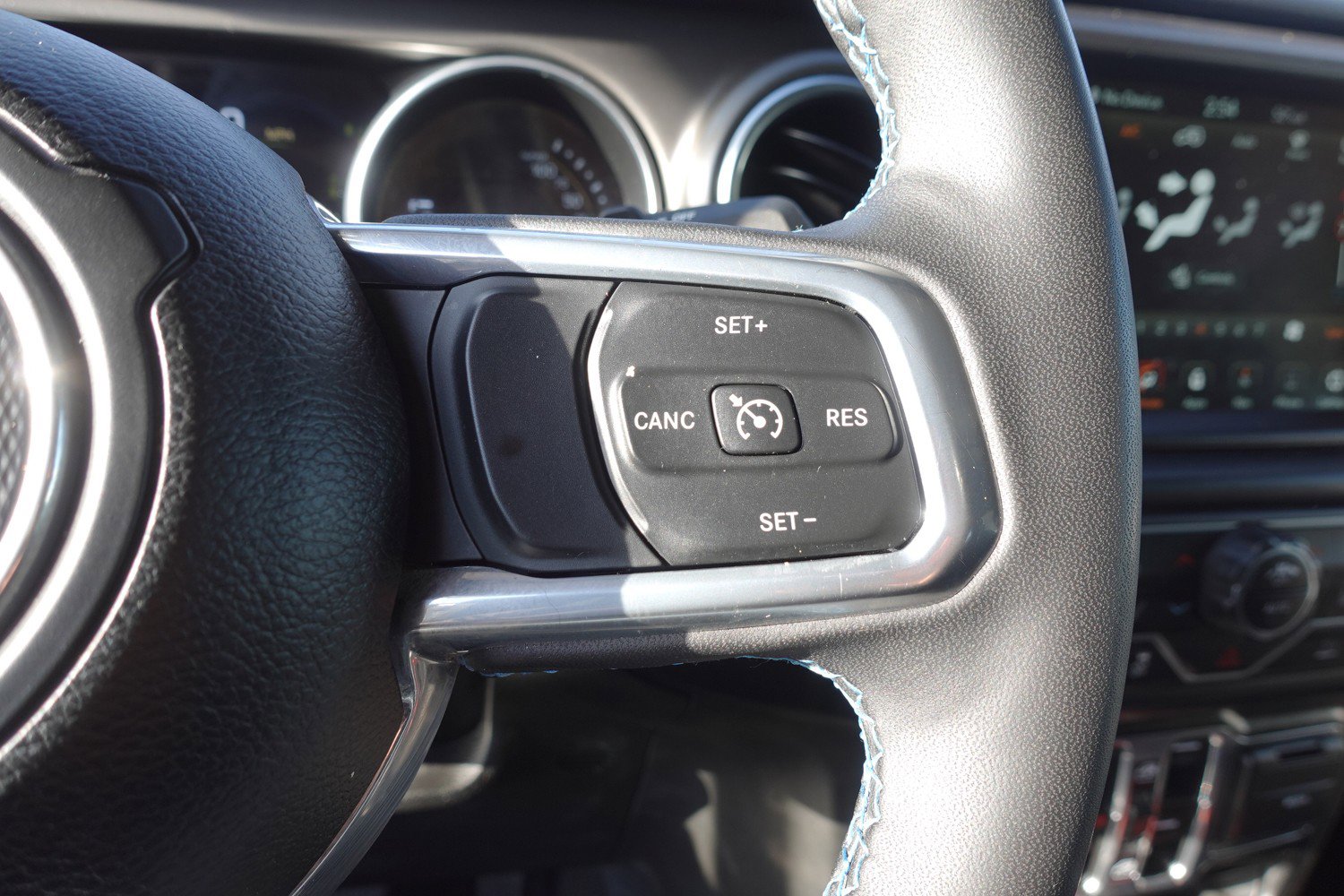 Used 2023 Jeep Wrangler Unlimited Rubicon 4xe w/ Cold Weather Group image 15