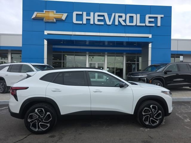 New 2026 Chevrolet Trax RS w/ Sunroof Package image 3