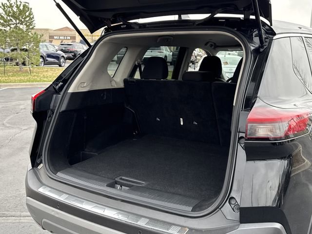 Used 2022 Nissan Rogue SV image 21