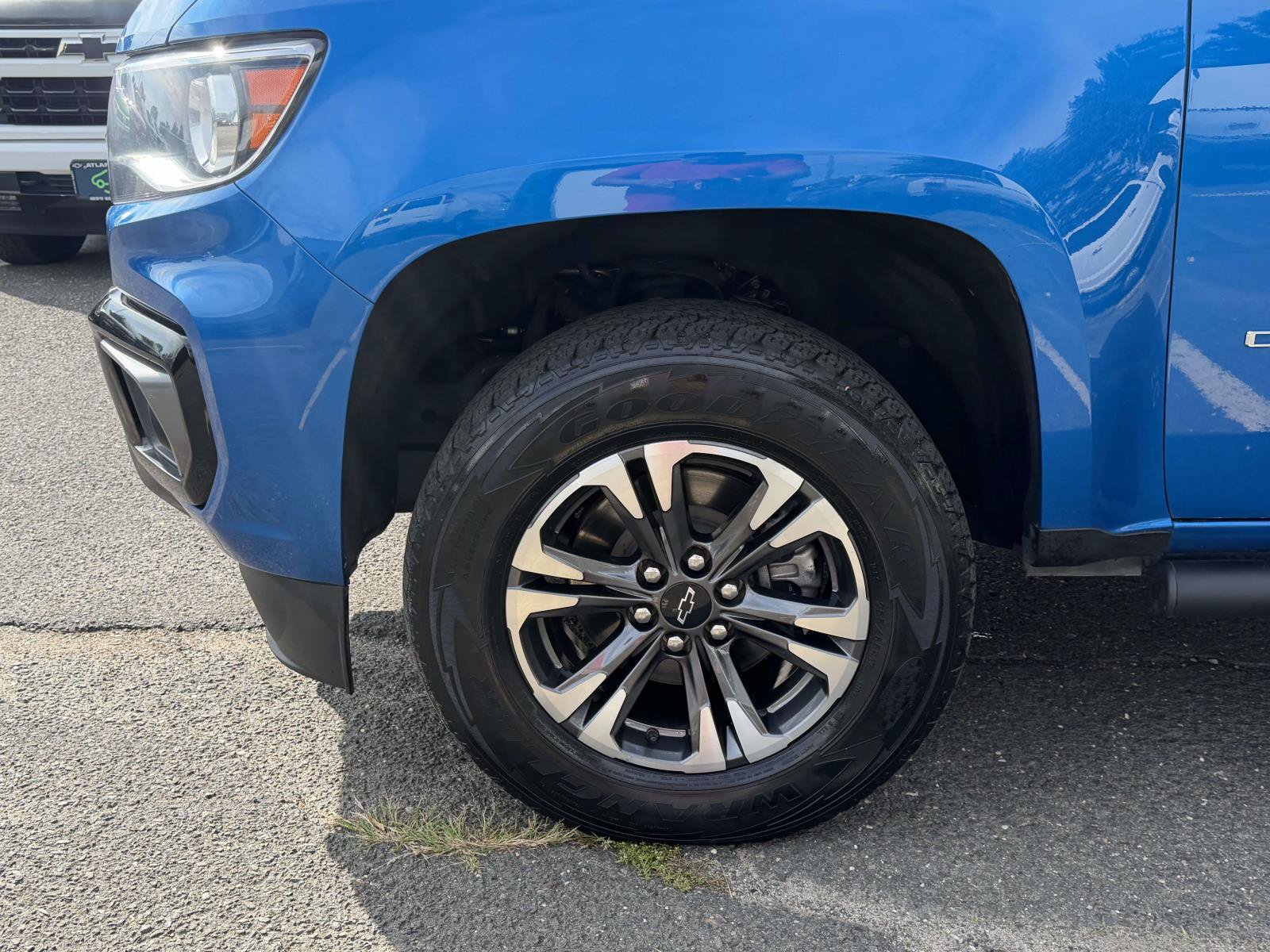 Certified 2022 Chevrolet Colorado Z71 AWD/4WD image 8