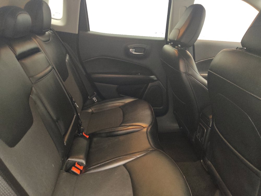 Used 2019 Jeep Compass Latitude FWD image 19