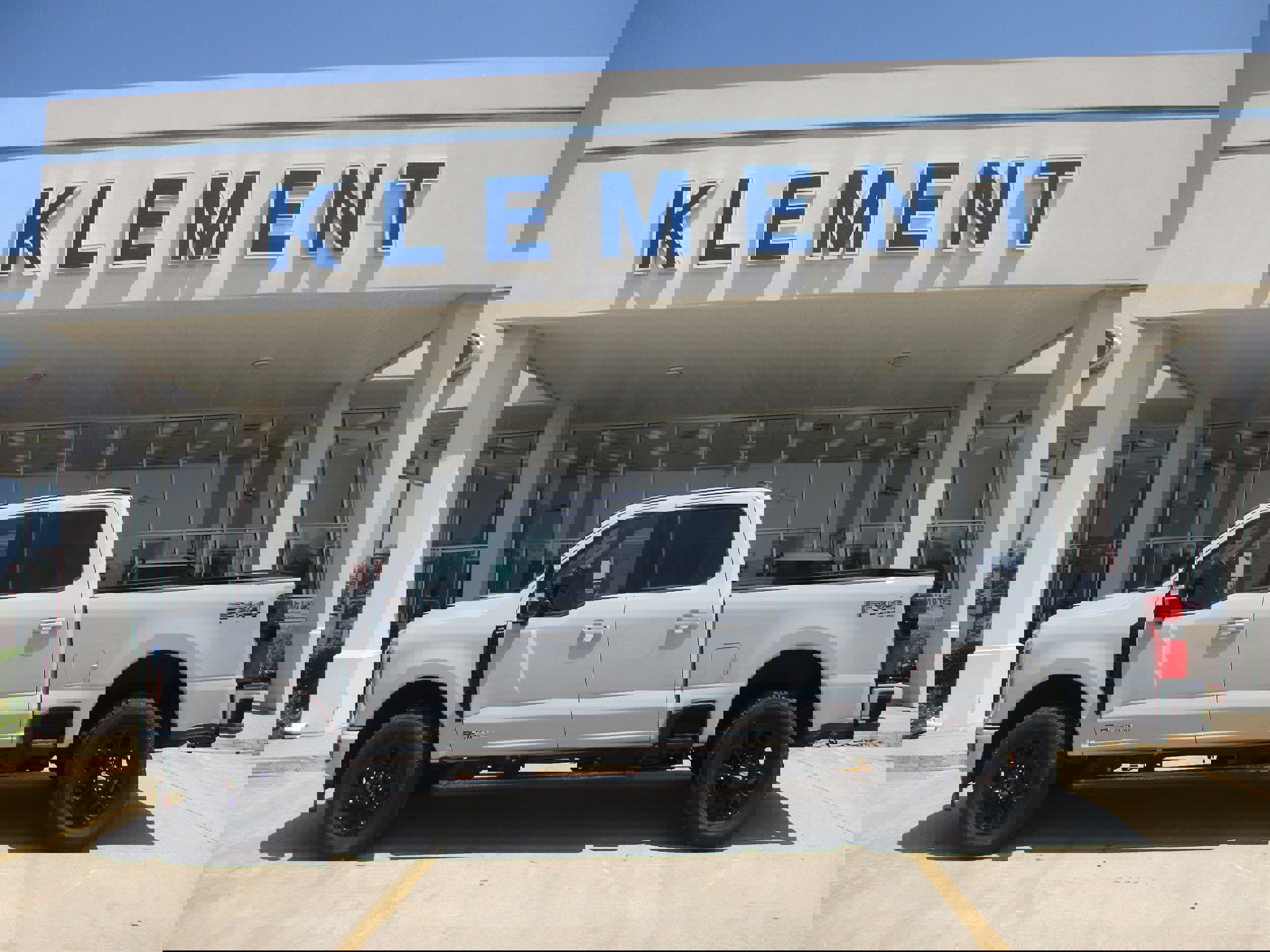 New 2025 Ford F250 Lariat w/ Lariat Ultimate Package image 1