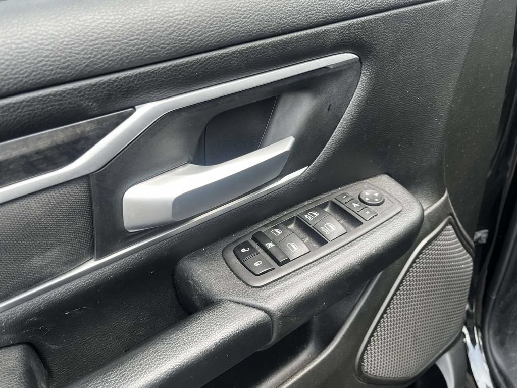 Used 2023 RAM 1500 Big Horn AWD/4WD image 18