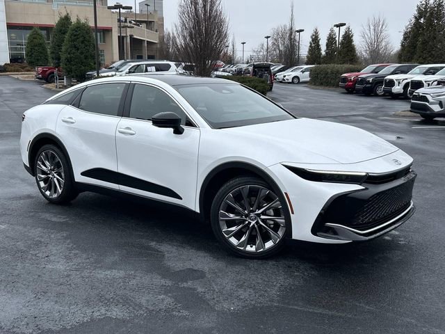 Used 2026 Toyota Crown Limited w/ Advanced Technology Package image 2