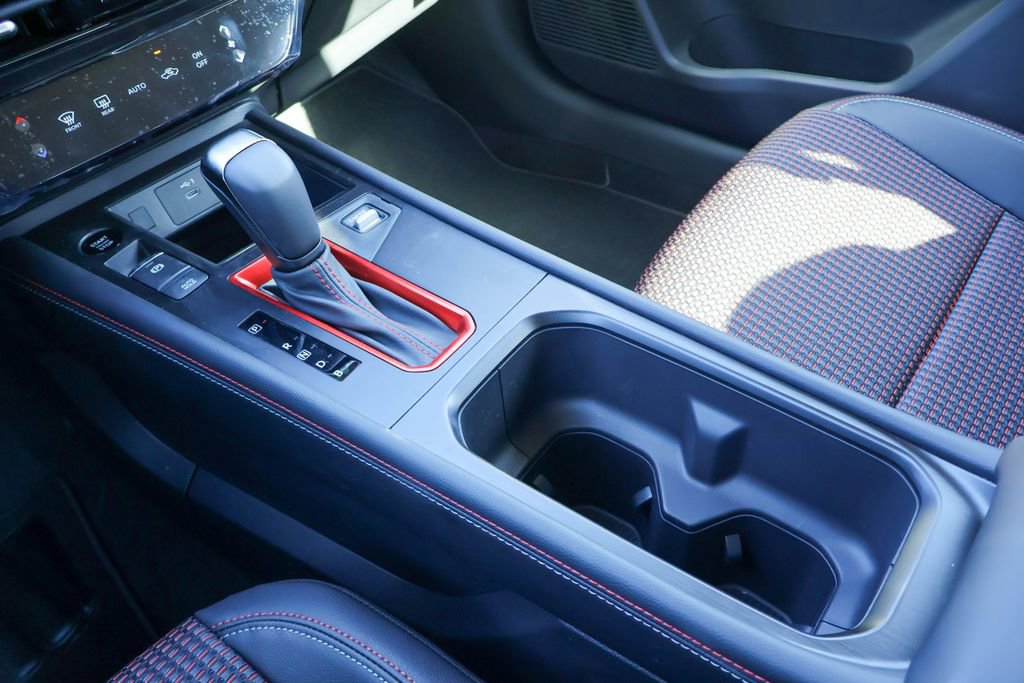 New 2026 Nissan Kicks SR image 13