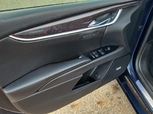 Used 2017 Cadillac XTS Luxury w/ Driver Awareness Package AWD/4WD image 8