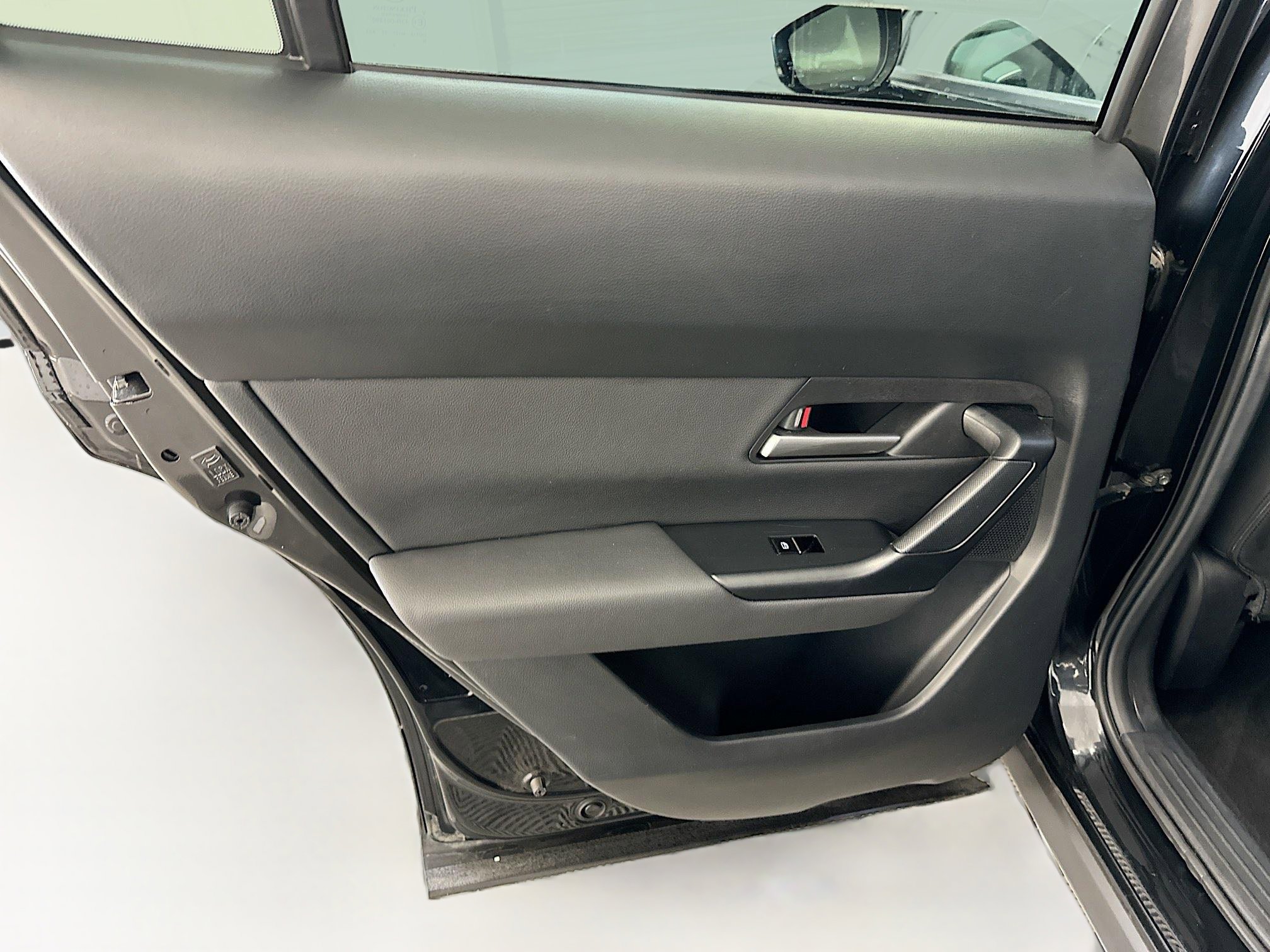 Used 2025 MAZDA CX-50 AWD 2.5 S w/ Preferred Package image 27