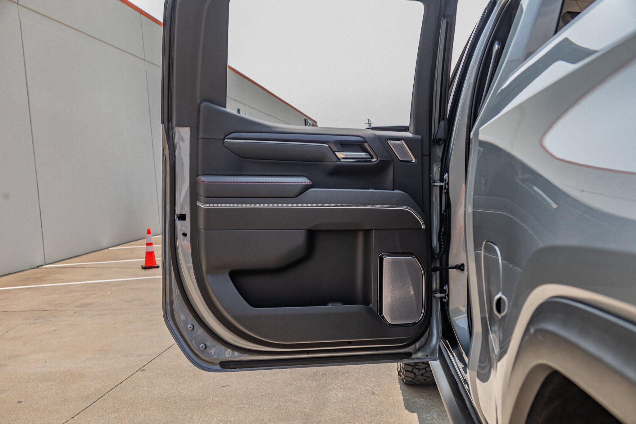 Used 2023 GMC Sierra 1500 AT4X AWD/4WD image 44