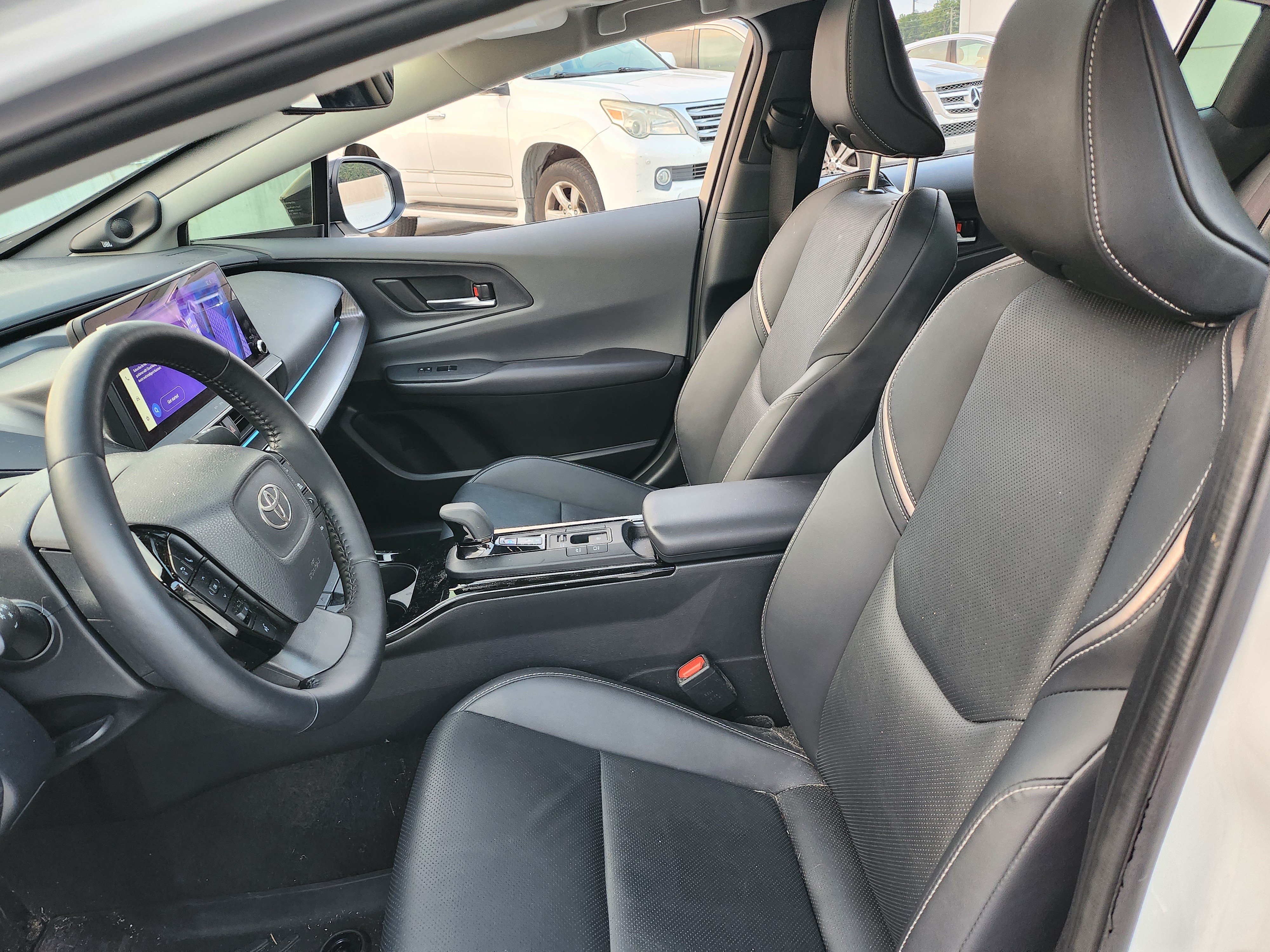 Used 2024 Toyota Prius Limited AWD/4WD image 12