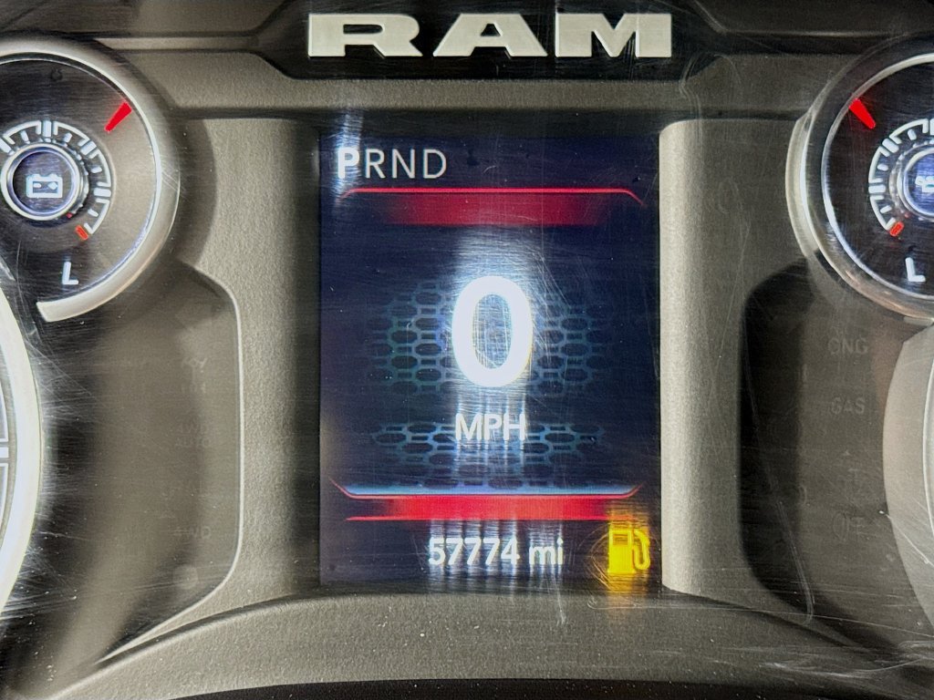 Used 2022 RAM 3500 Tradesman w/ Chrome Appearance Group AWD/4WD image 11