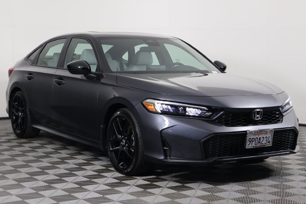 Used 2025 Honda Civic Sport image 3