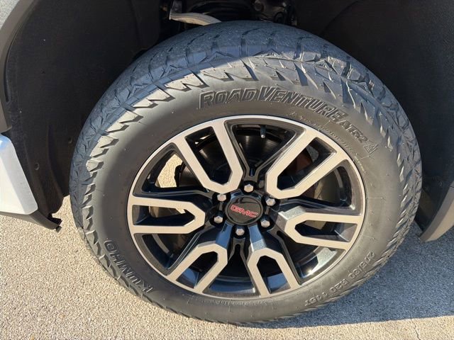 Used 2020 GMC Sierra 1500 AT4 w/ AT4 Premium Package AWD/4WD image 11