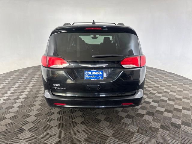 Used 2020 Chrysler Voyager Lxi FWD image 7