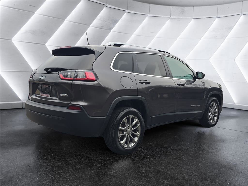 Used 2019 Jeep Cherokee Latitude Plus w/ Cold Weather Group image 5