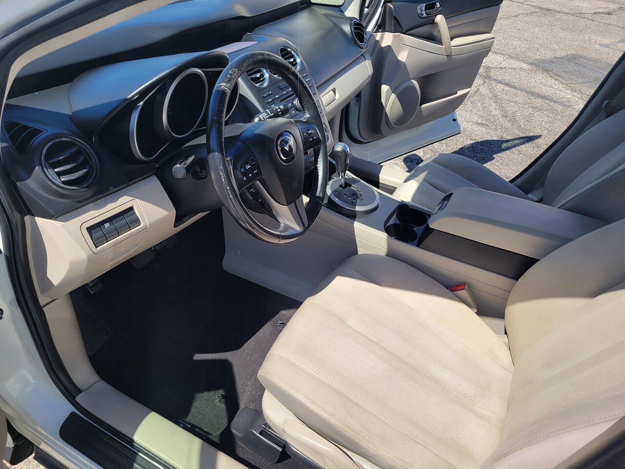 Used 2011 MAZDA CX-7 i Sport FWD image 14