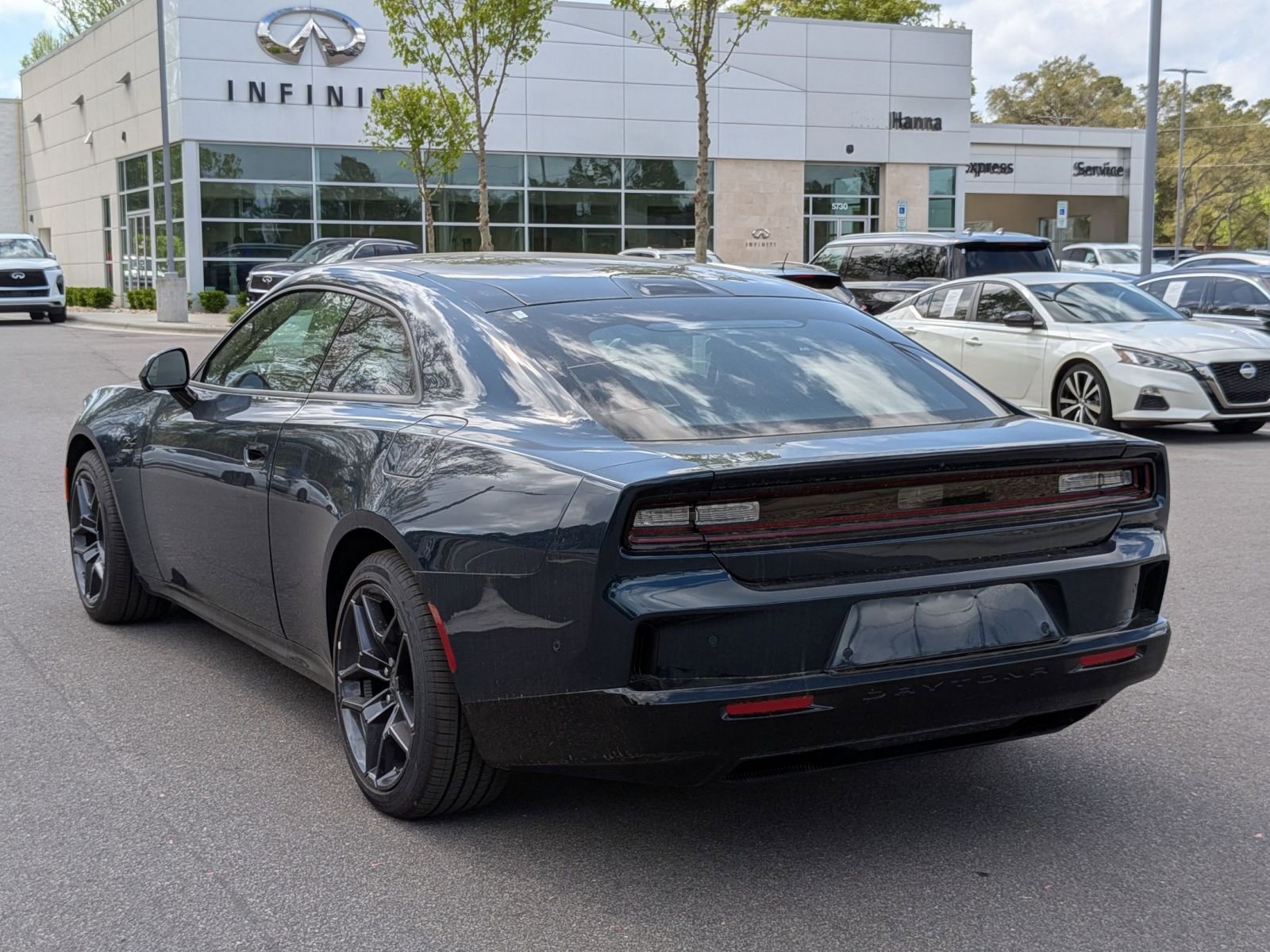 Used 2024 Dodge Charger R/T w/ Plus Group image 5