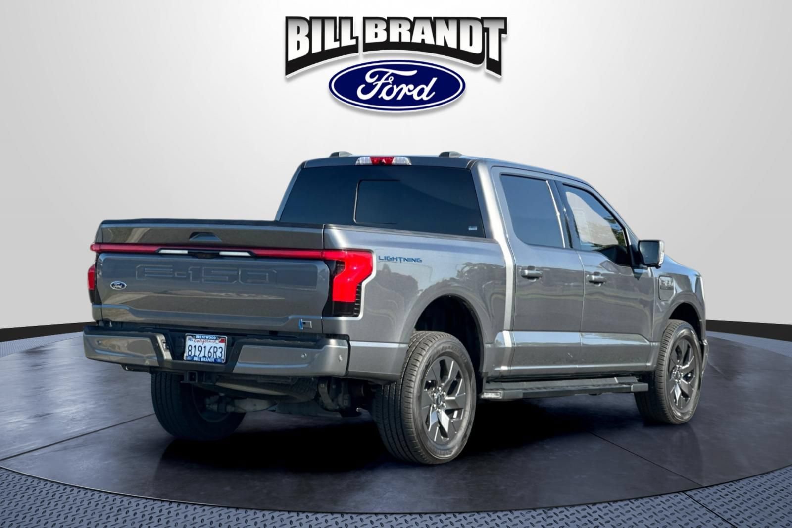 Used 2022 Ford F150 Lightning Lariat AWD/4WD image 3
