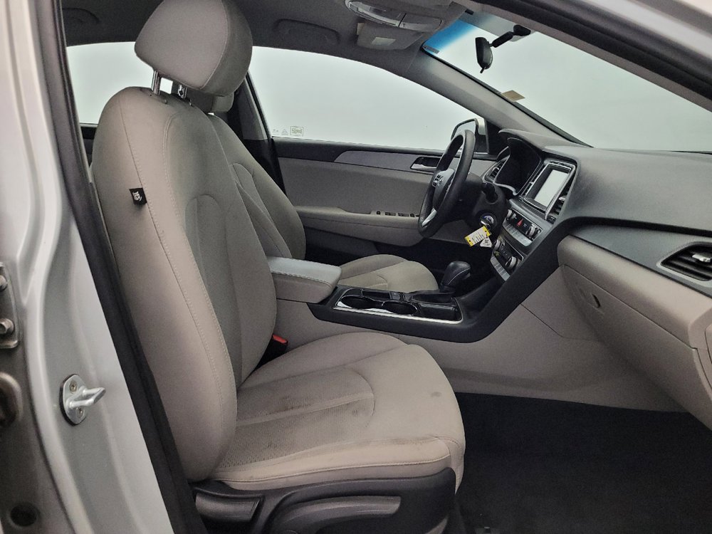 Used 2019 Hyundai Sonata SE FWD image 21