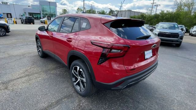 New 2026 Chevrolet Trax RS w/ Driver Confidence Package FWD image 8