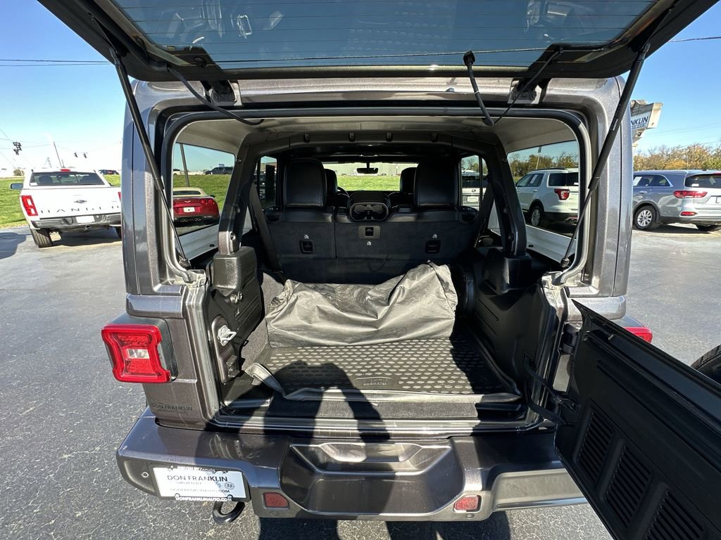 Used 2021 Jeep Wrangler Unlimited Sahara image 23