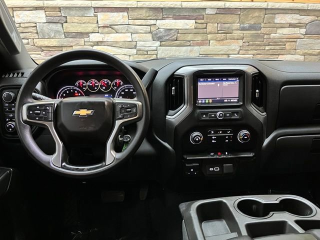 Used 2021 Chevrolet Silverado 1500 Custom w/ Custom Max Trailering Package AWD/4WD image 15