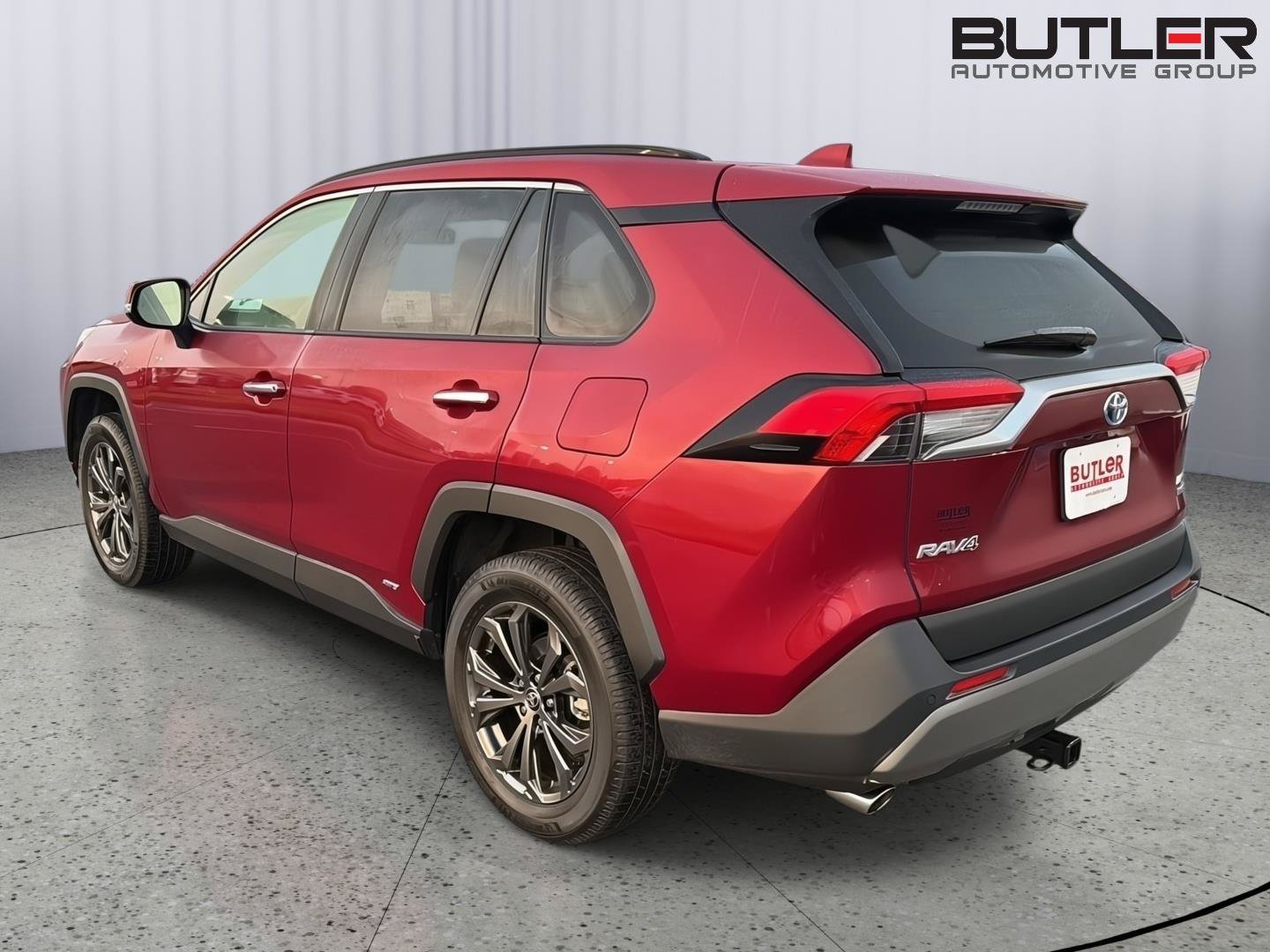 Certified 2023 Toyota RAV4 Limited AWD/4WD image 4