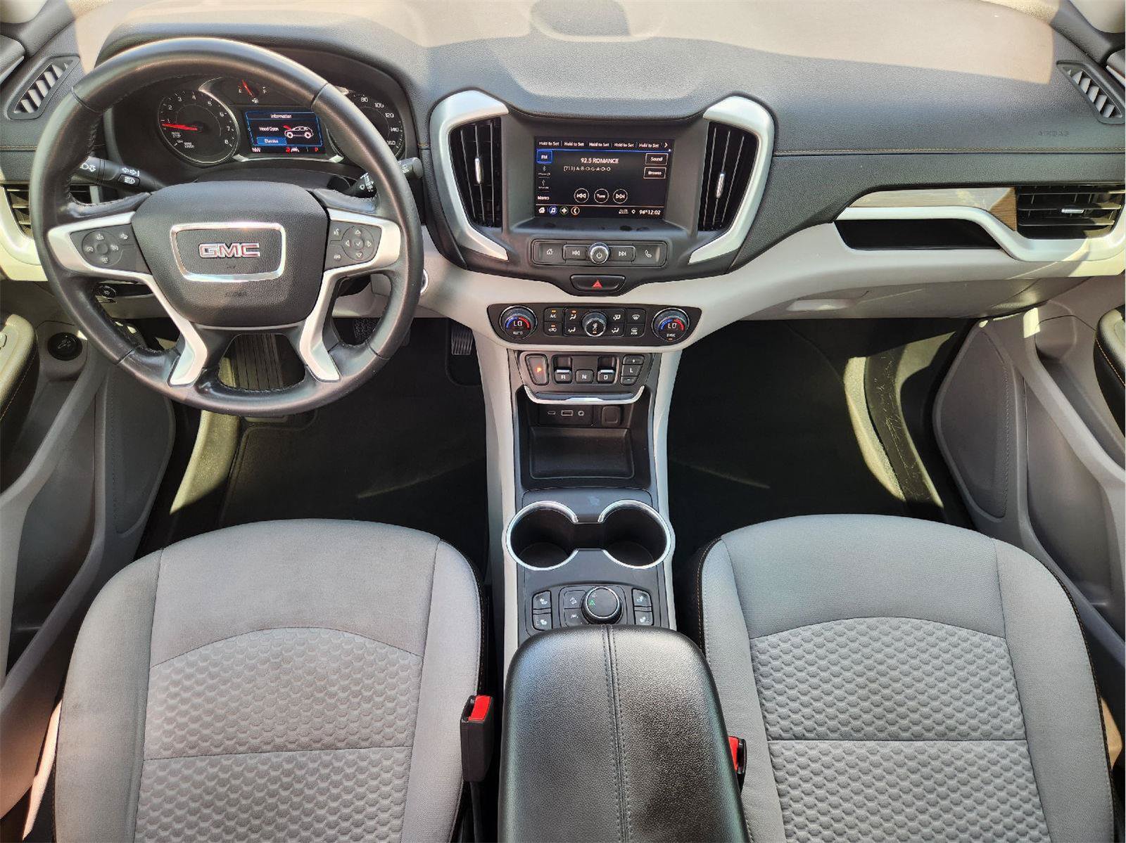 Used 2020 GMC Terrain SLE w/ Driver Convenience Package FWD image 26