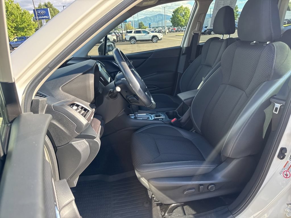 Used 2020 Subaru Forester Premium AWD/4WD image 10