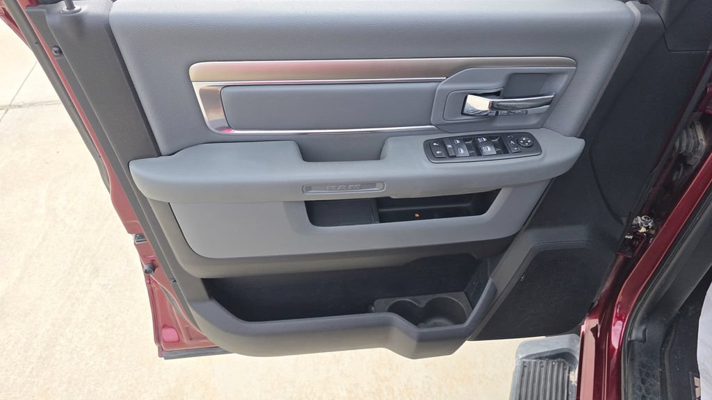 Used 2017 RAM 1500 Big Horn AWD/4WD image 22