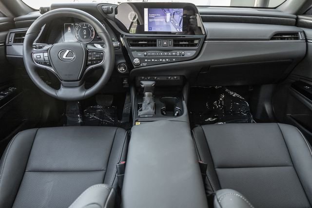 Used 2025 Lexus ES 350 350 w/ Premium Package image 6