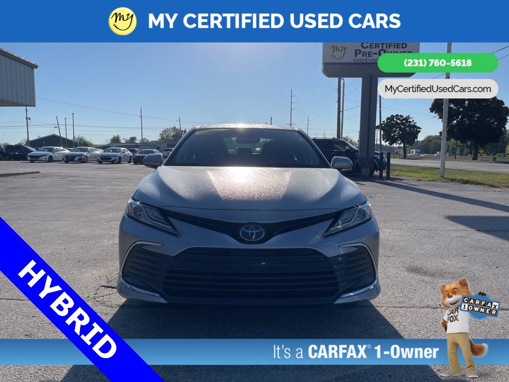 Used 2023 Toyota Camry XLE image 2