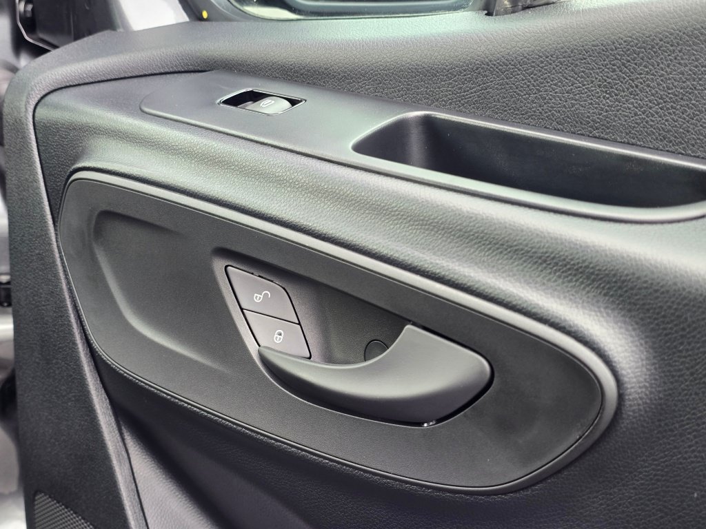 New 2026 Mercedes-Benz Sprinter 2500 image 27
