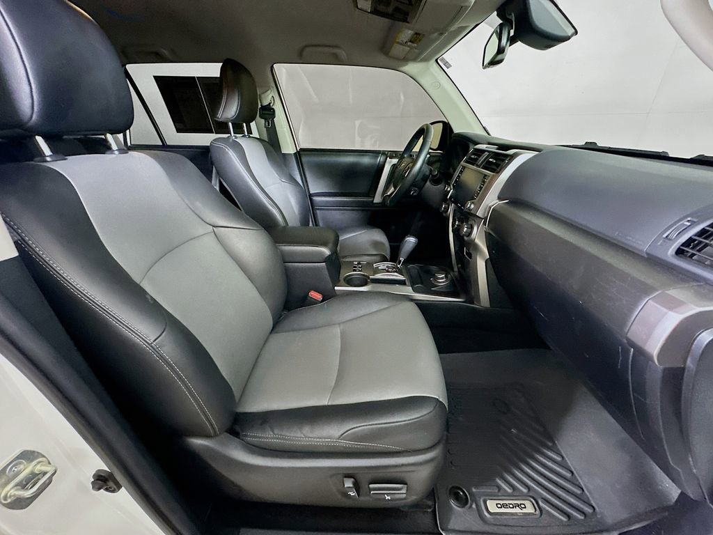 Used 2022 Toyota 4Runner SR5 Premium AWD/4WD image 12