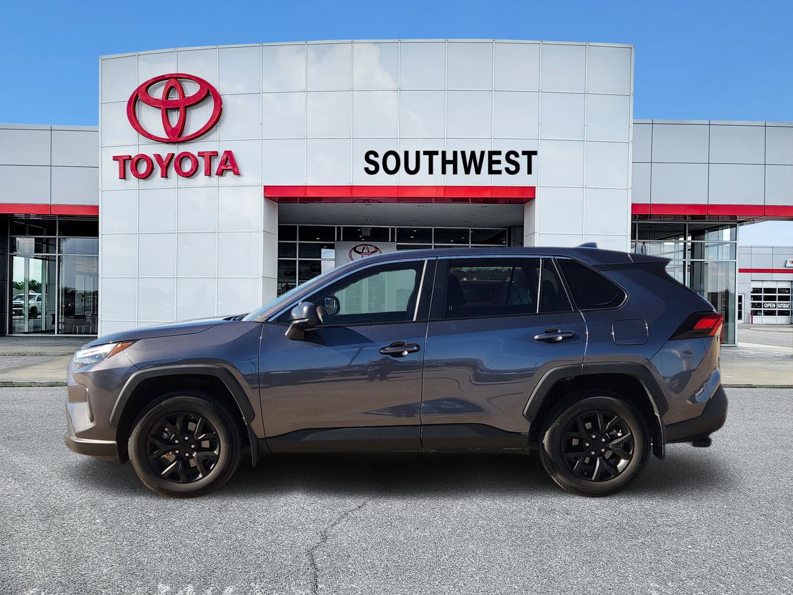 Used 2024 Toyota RAV4 LE image 3
