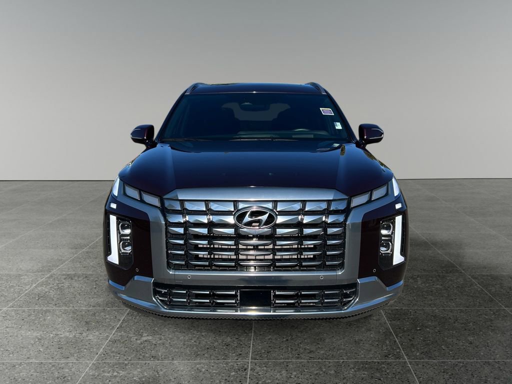 Used 2025 Hyundai Palisade Calligraphy image 3