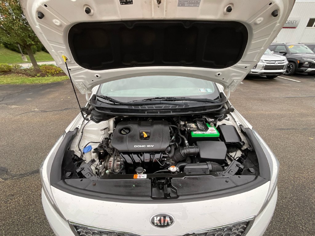 Used 2017 Kia Forte LX FWD image 27