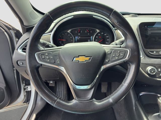 Used 2018 Chevrolet Malibu LT w/ Driver Confidence Package FWD image 18