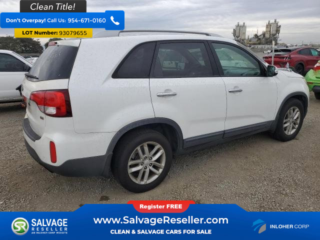 Used 2015 Kia Sorento LX image 4