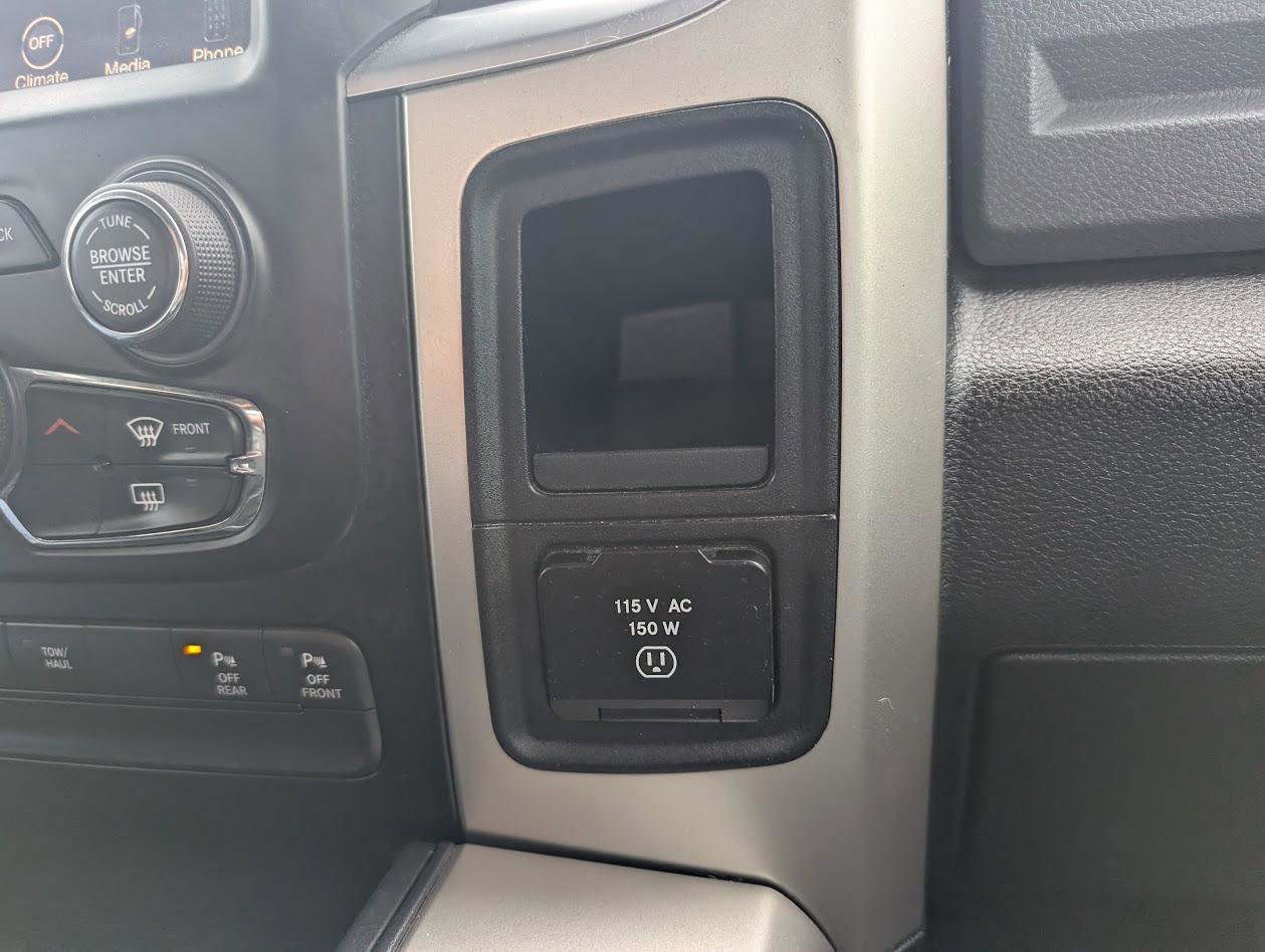 Used 2016 RAM 1500 Big Horn AWD/4WD image 24