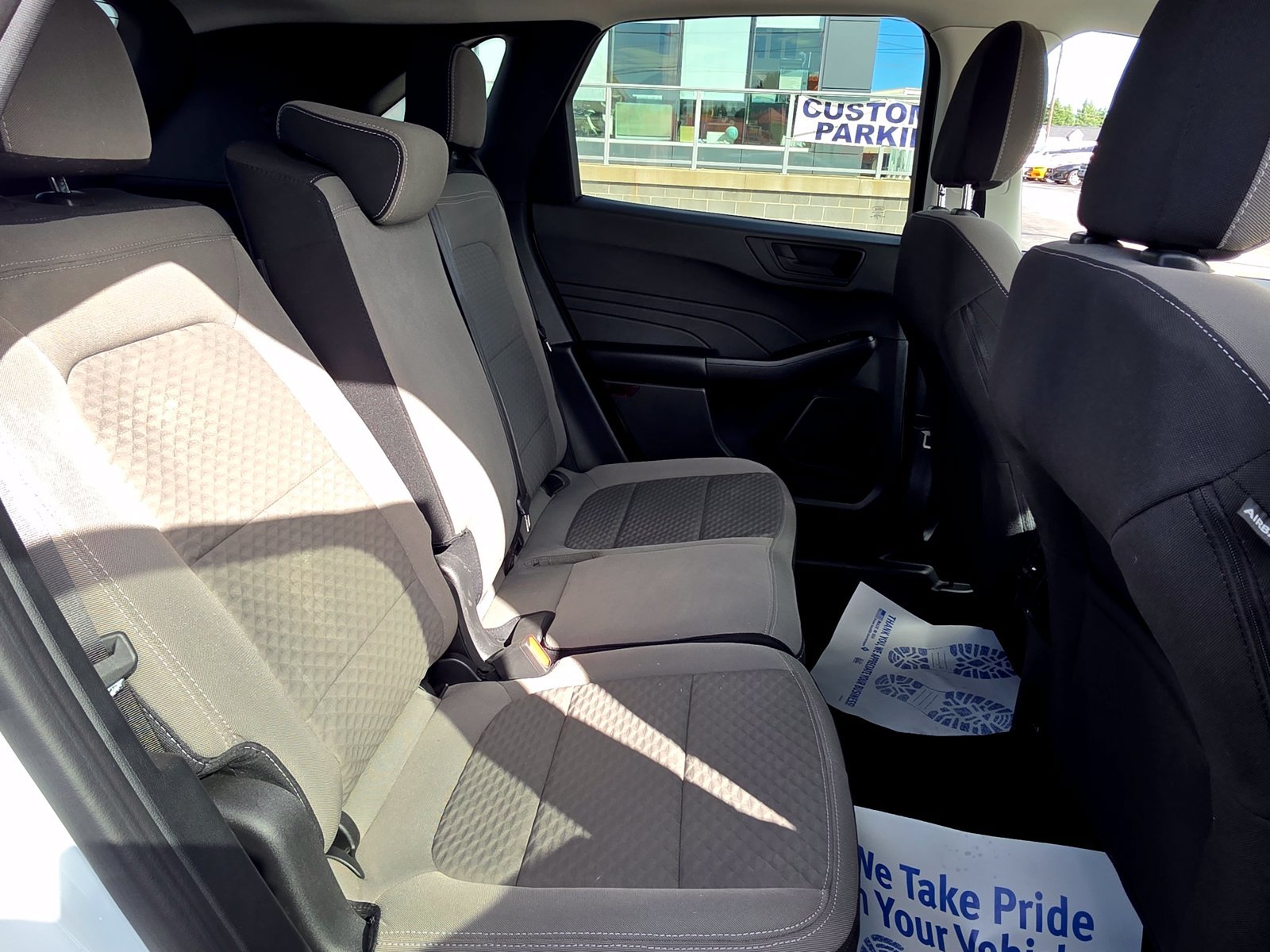 Used 2022 Ford Escape SE w/ SE Sport Appearance Package AWD/4WD image 31