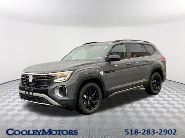 New 2026 Volkswagen Atlas Peak Edition image 1